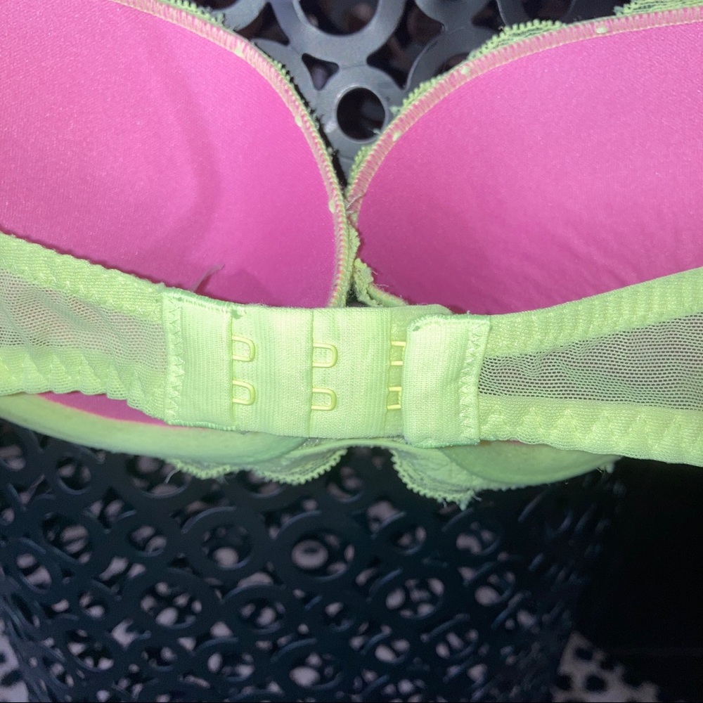 Victoria’s Secret PINK lime green Date Push-up Pigeonnant bra 32B - Picture 8 of 14